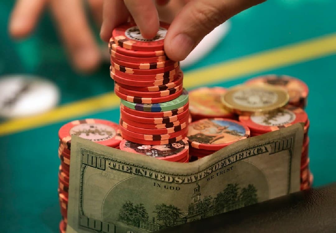 Hiện nay người chơi Poker chủ yếu chơi theo 3 hình thức cược